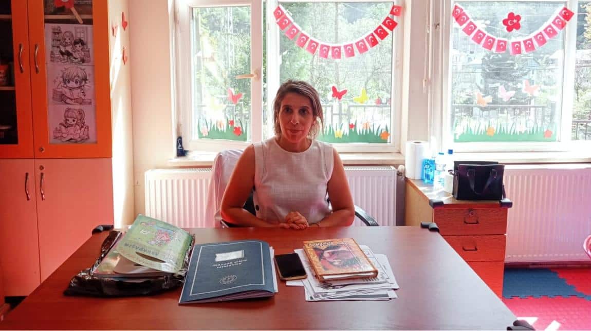 Ayşe Tüfekçi - Anasınıfı Öğretmeni